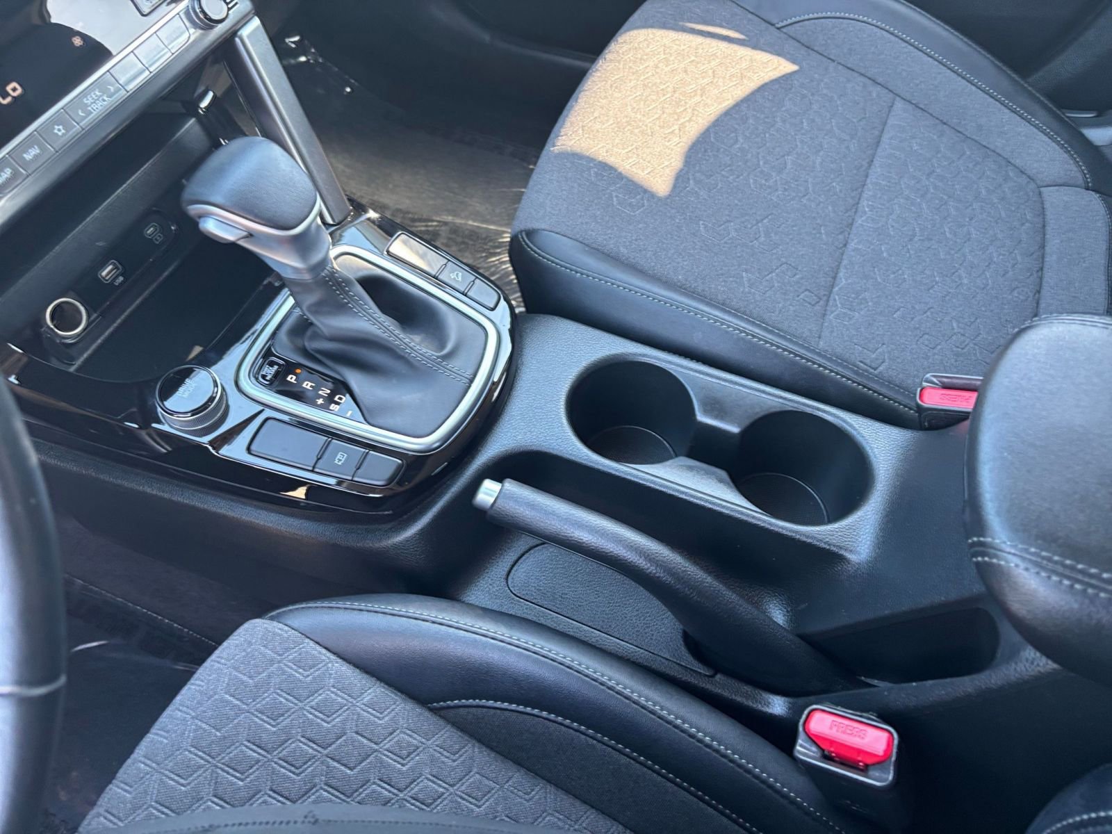 Used 2025 Kia Seltos S image 42