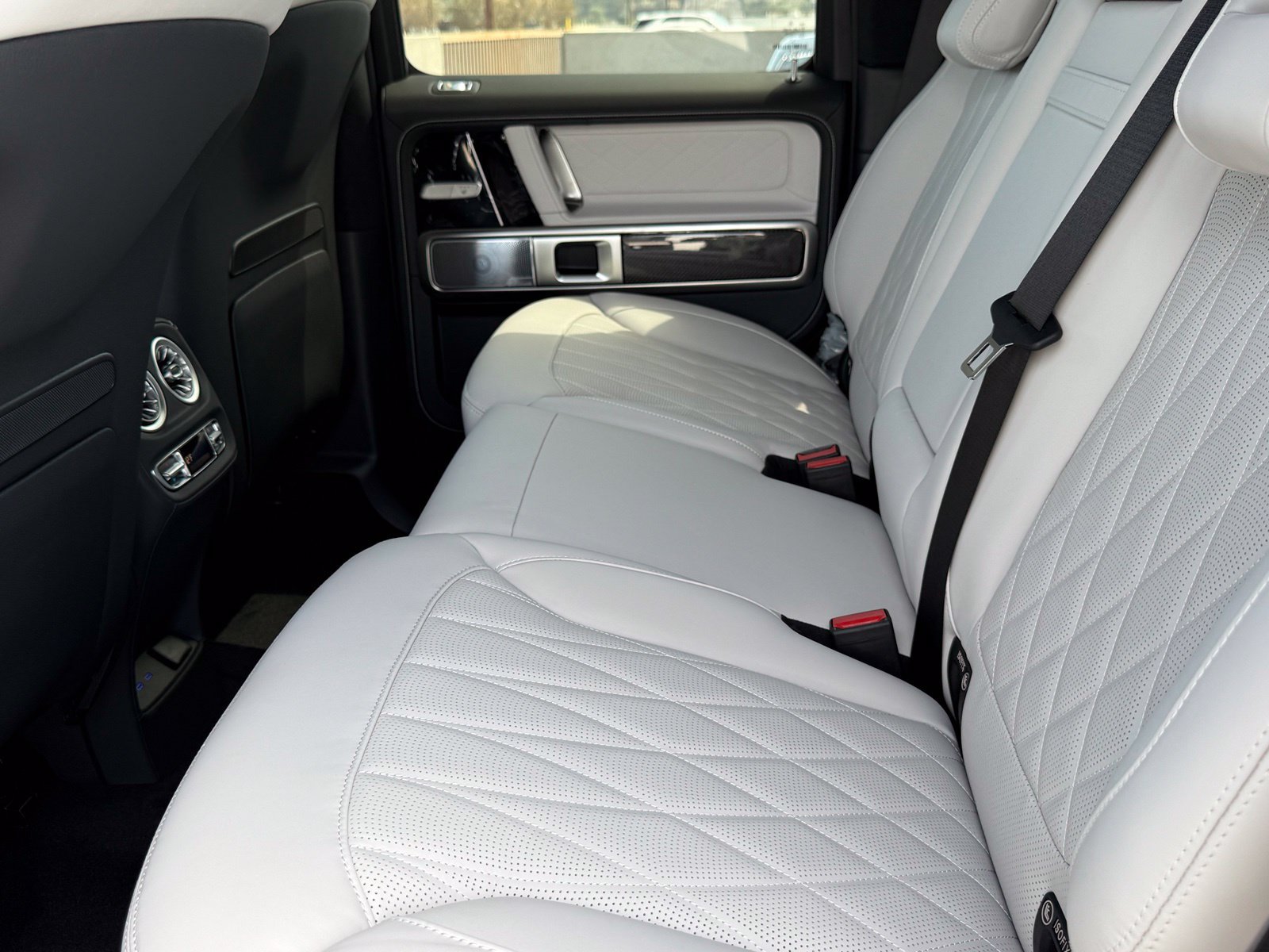 New 2027 Mercedes-Benz G 63 AMG 4MATIC image 29