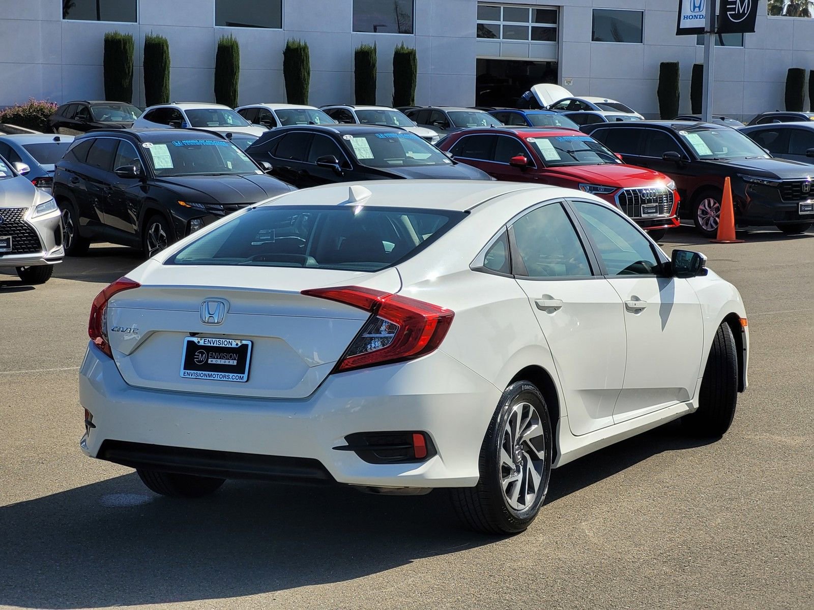 Used 2018 Honda Civic EX image 5