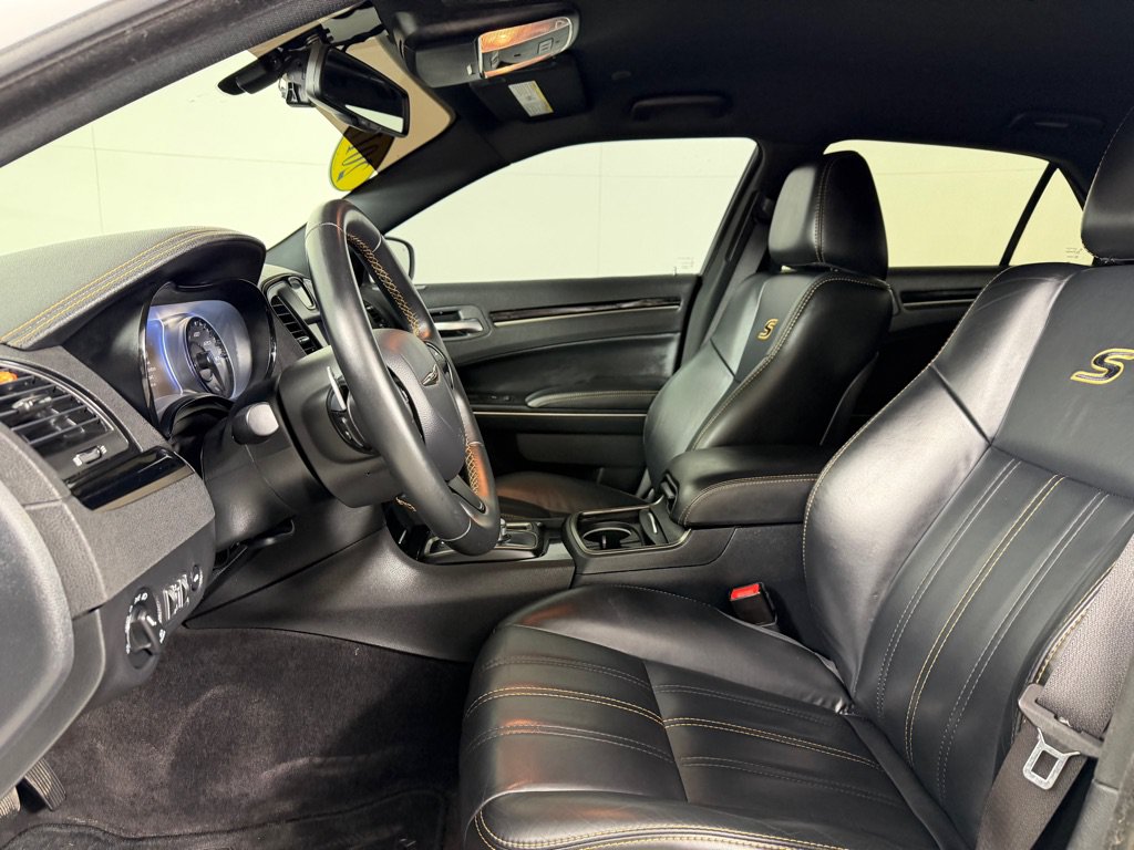 Used 2017 Chrysler 300 S AWD/4WD image 10