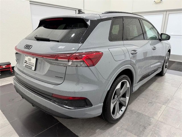New 2025 Audi Q4 e-tron Premium Plus image 2