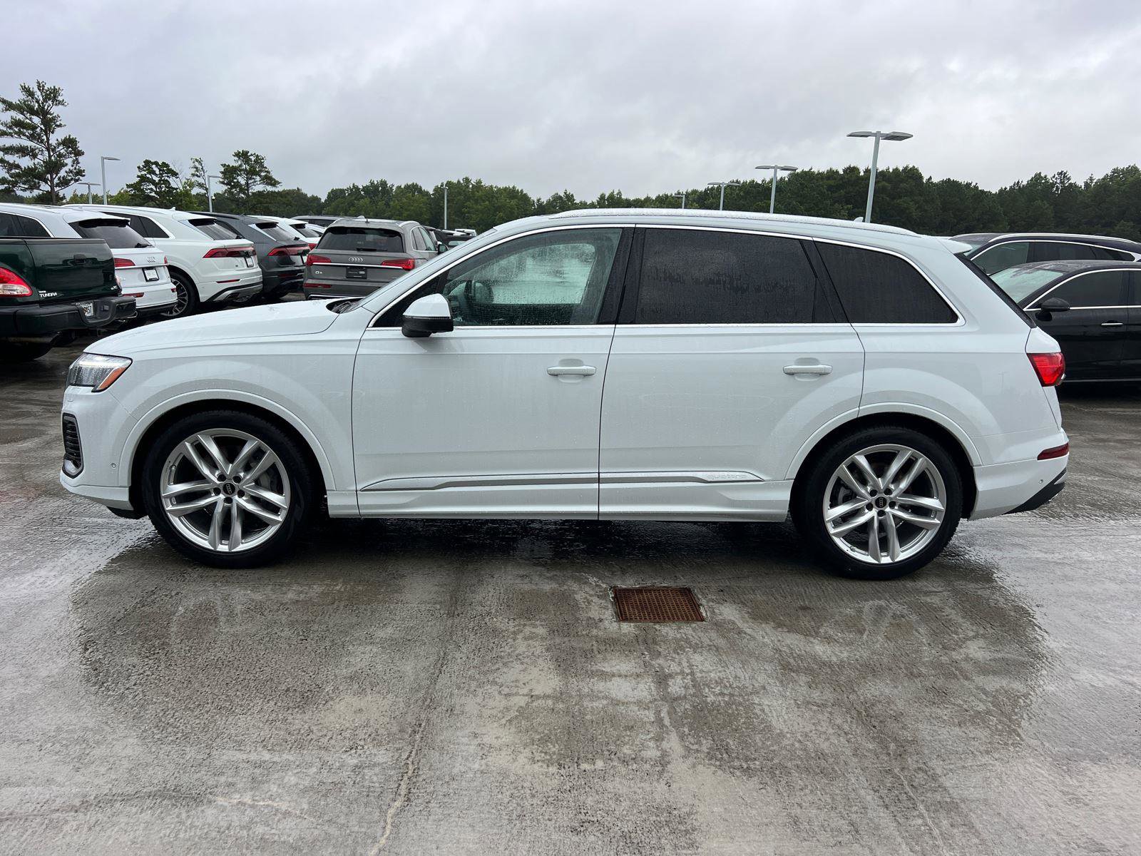 New 2025 Audi Q7 3.0T Premium Plus image 8