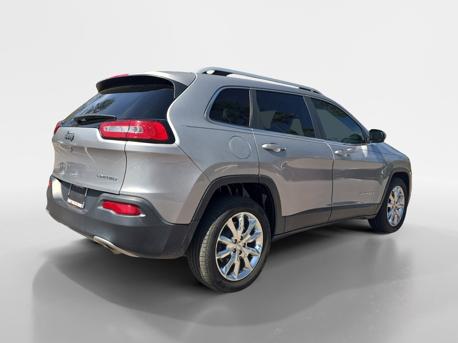 Used 2014 Jeep Cherokee Limited w/ Luxury Group FWD image 5