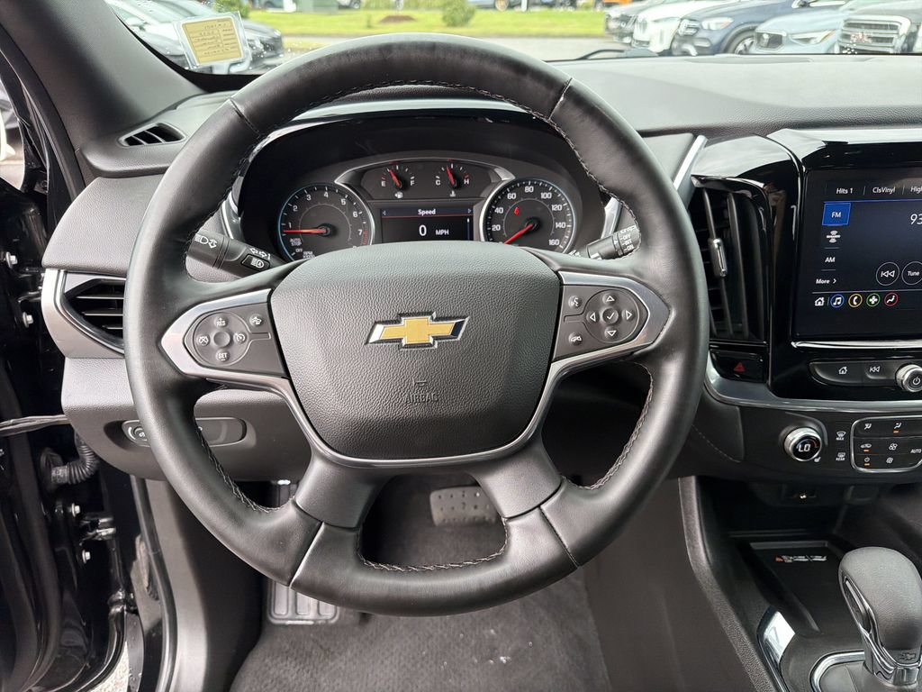 Used 2023 Chevrolet Traverse LT AWD/4WD image 26