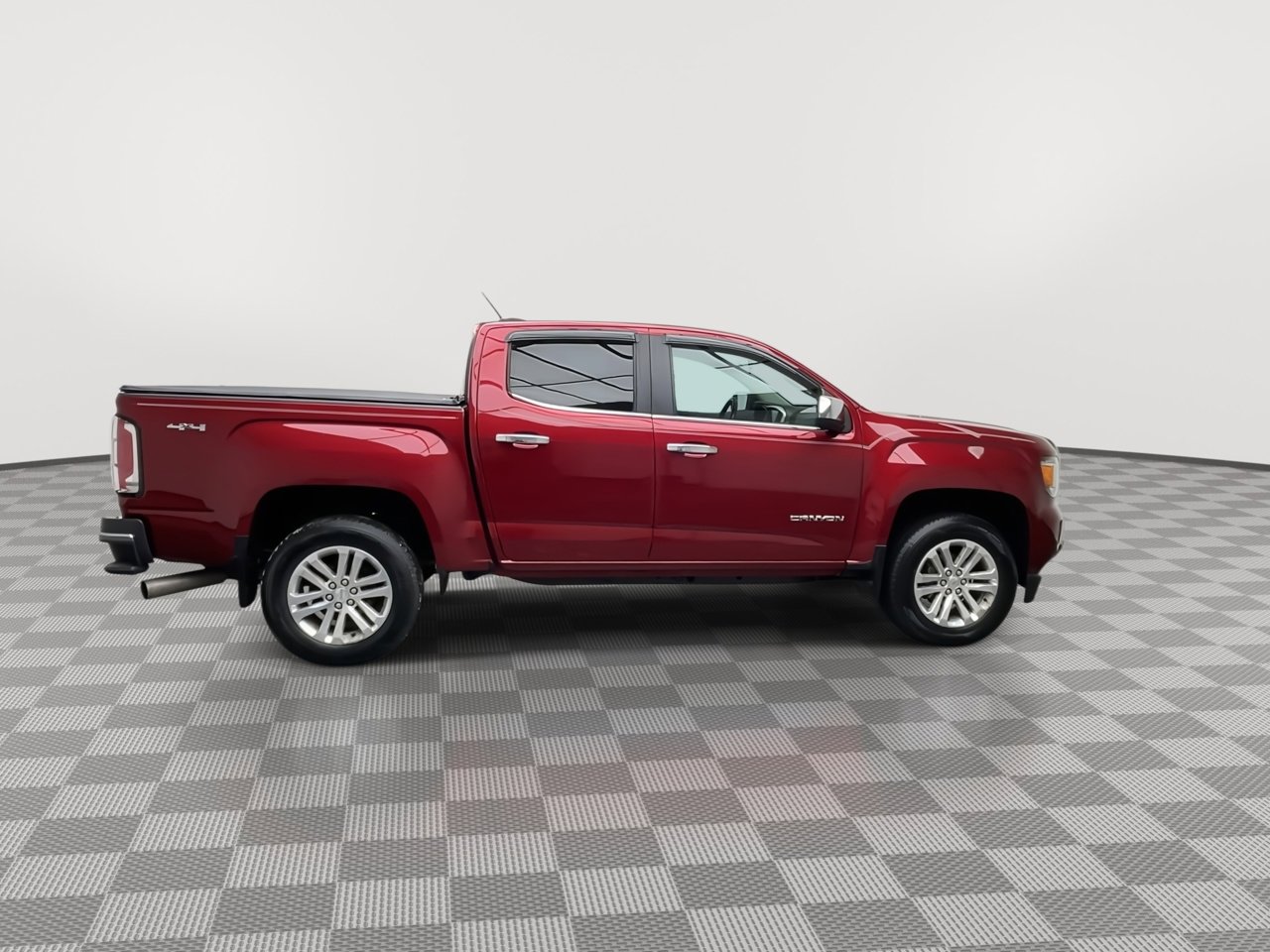 Used 2017 GMC Canyon SLT w/ Driver Alert Package image 40