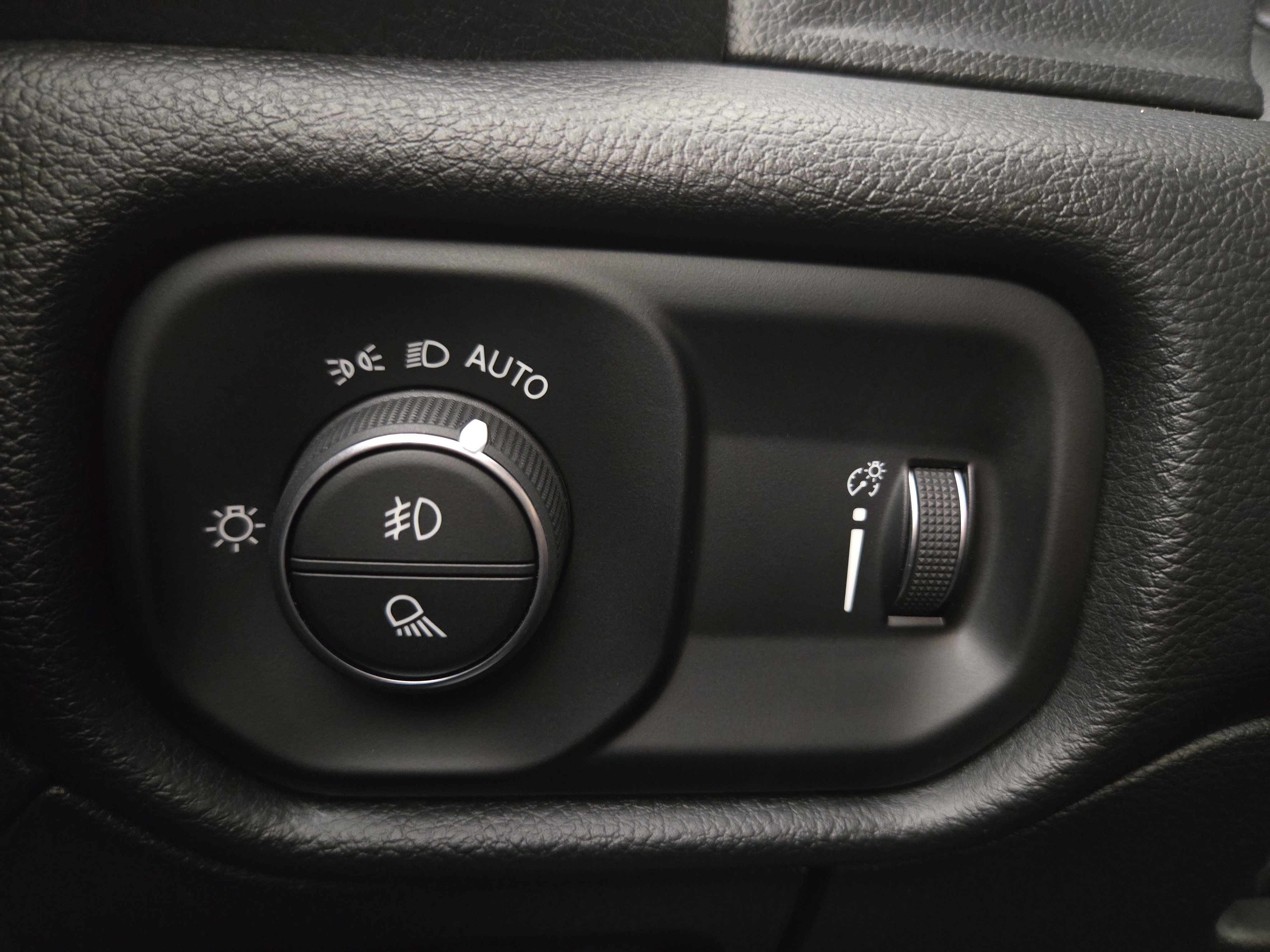 Used 2022 RAM 1500 Rebel w/ Night Edition AWD/4WD image 26