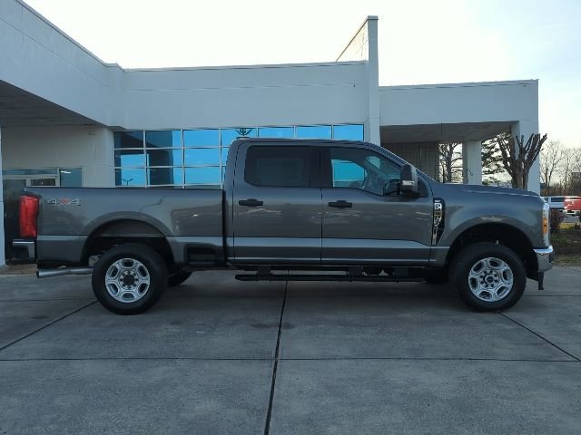 Used 2025 Ford F250 XLT AWD/4WD image 8