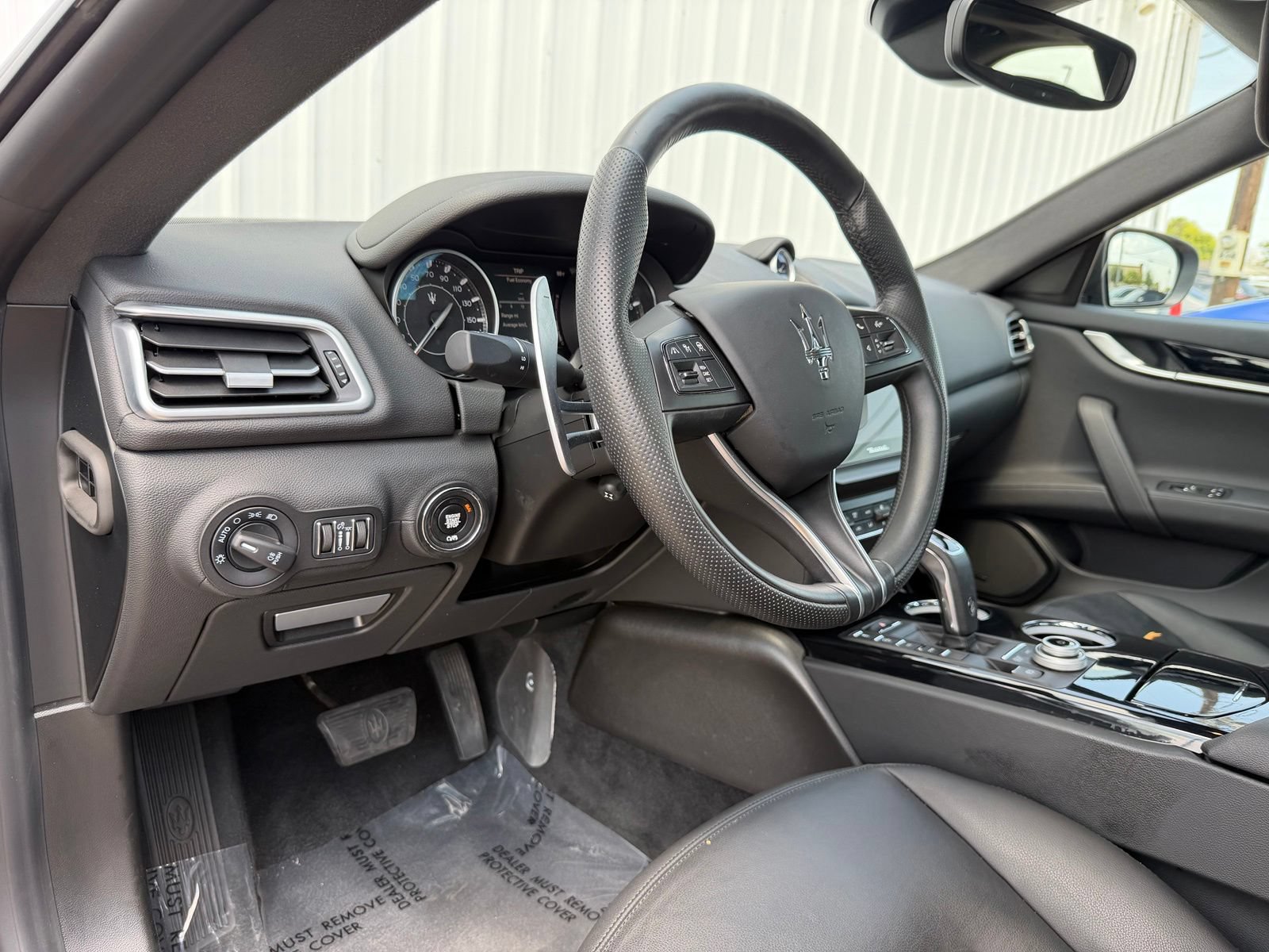 Used 2023 Maserati Ghibli Modena RWD image 17