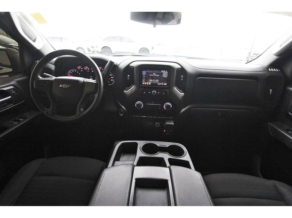 Used 2024 Chevrolet Silverado 1500 Custom image 9