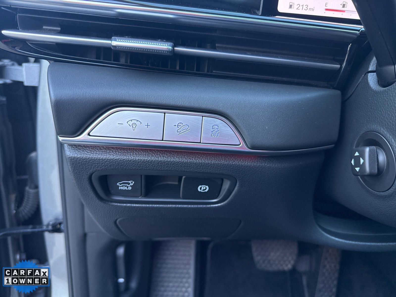 Used 2025 Genesis GV80 2.5T Standard image 14