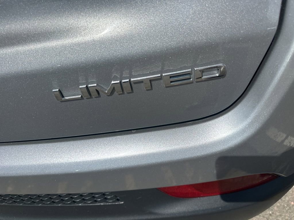 Used 2022 Jeep Compass Limited w/ Sun and Sound Group image 9