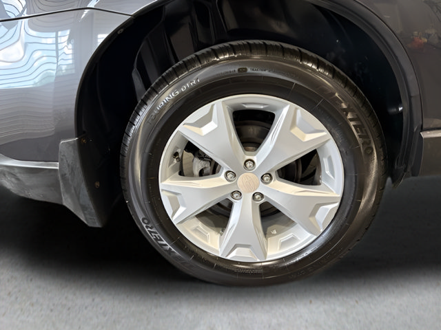 Used 2015 Subaru Forester 2.5i w/ Alloy Wheel Package AWD/4WD image 31