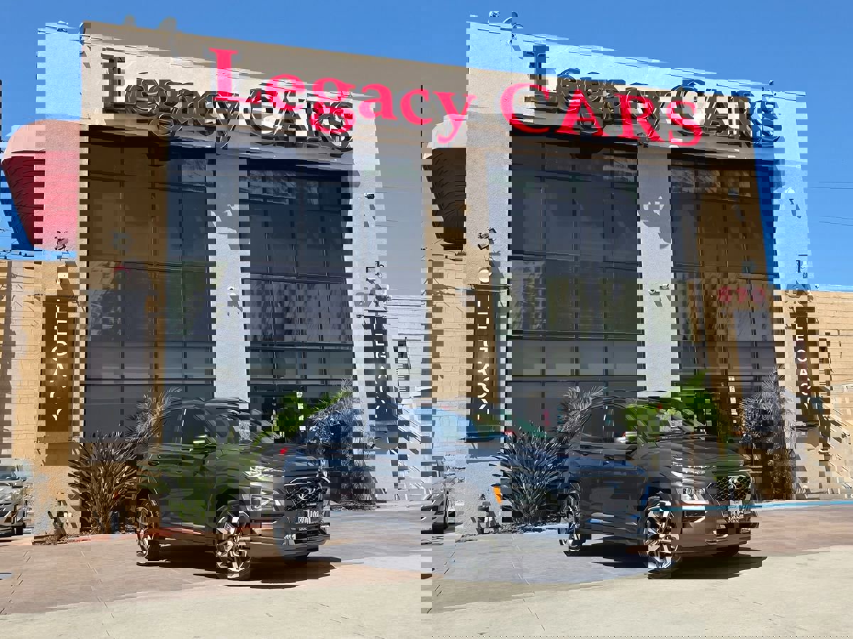 Used 2021 Hyundai Kona Ultimate image 2