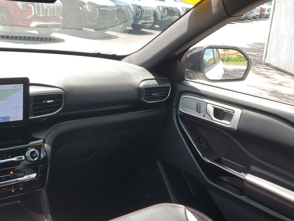 Used 2022 Ford Explorer ST-Line w/ Class IV Trailer Tow Package image 21