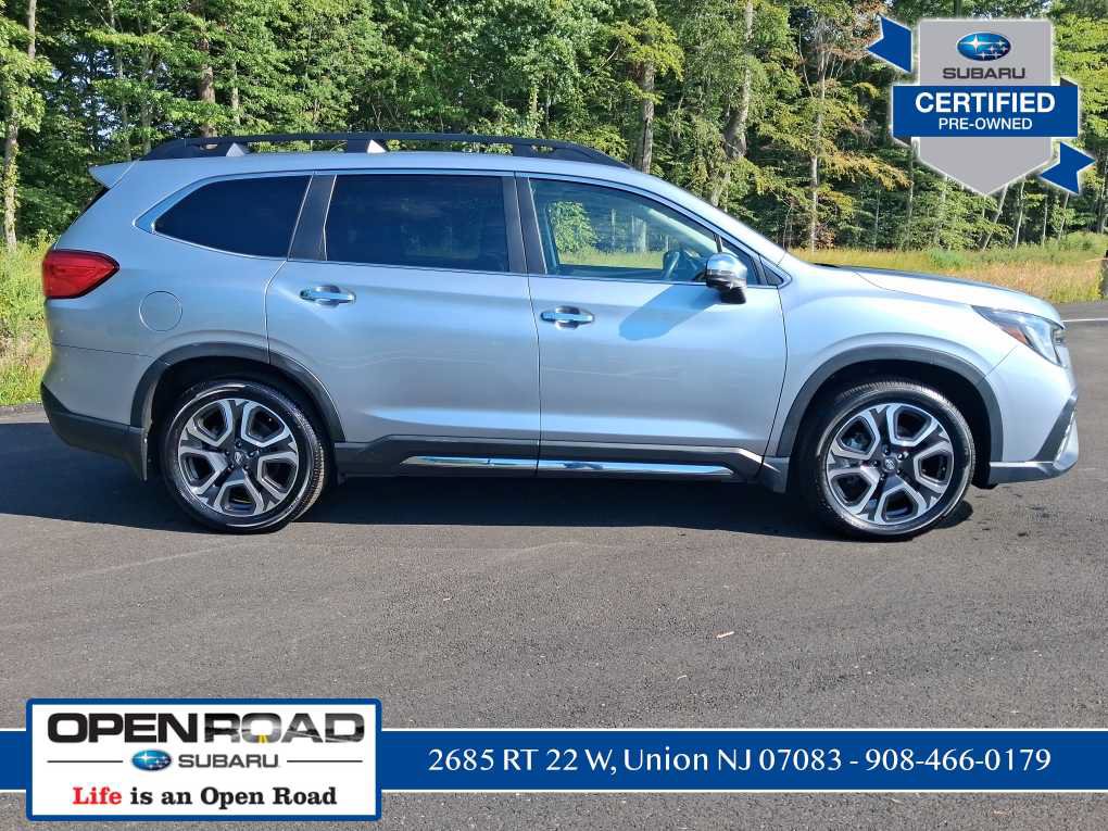 Used 2023 Subaru Ascent Touring AWD/4WD image 2
