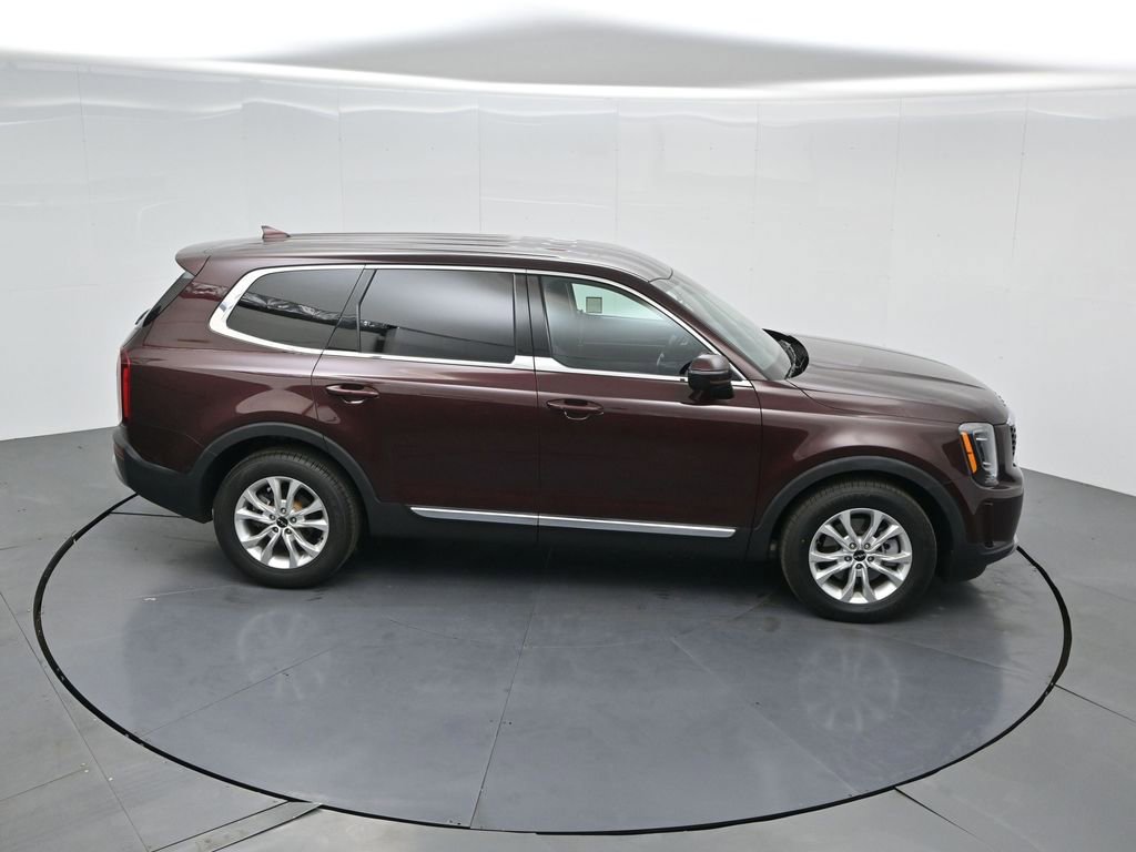Certified 2022 Kia Telluride LX image 30