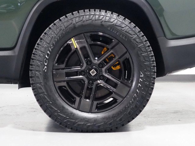 Used 2024 Rivian R1S Adventure AWD/4WD image 64