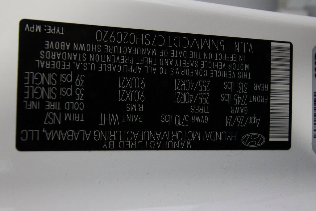 Used 2025 Genesis GV70 3.5T Sport w/ Sport Prestige Package AWD/4WD image 35