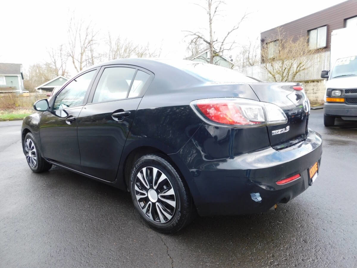 Used 2013 MAZDA MAZDA3 i SV image 3