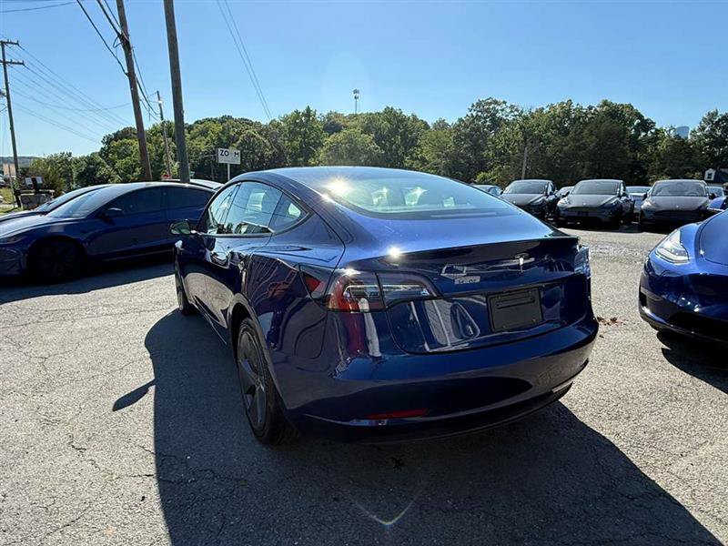 Used 2023 Tesla Model 3 Standard Range RWD image 3