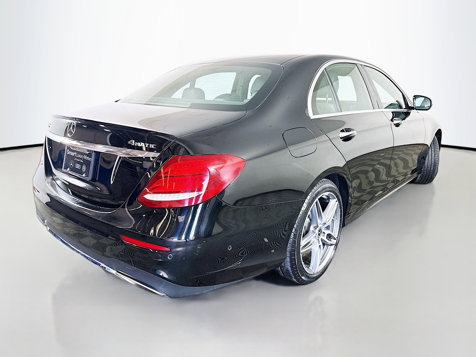 Used 2020 Mercedes-Benz E 450 4MATIC Sedan image 7