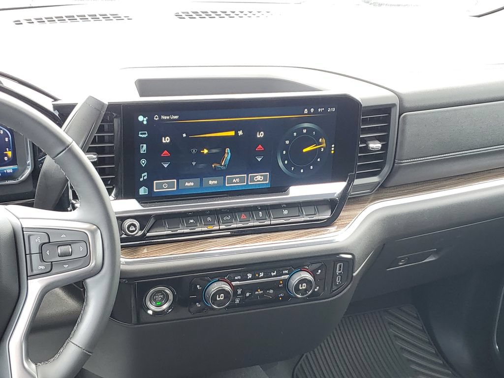 Certified 2024 Chevrolet Silverado 1500 LT AWD/4WD image 32