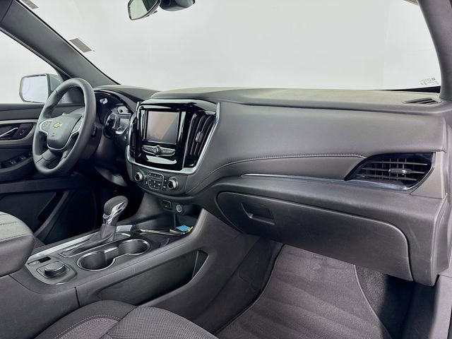 Used 2023 Chevrolet Traverse LT FWD image 29