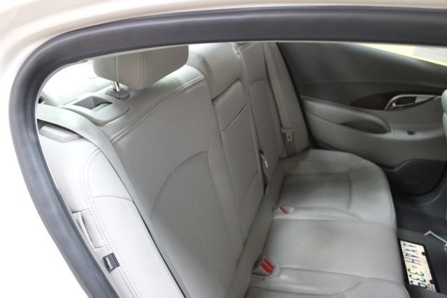 Used 2010 Buick LaCrosse CXS FWD image 9