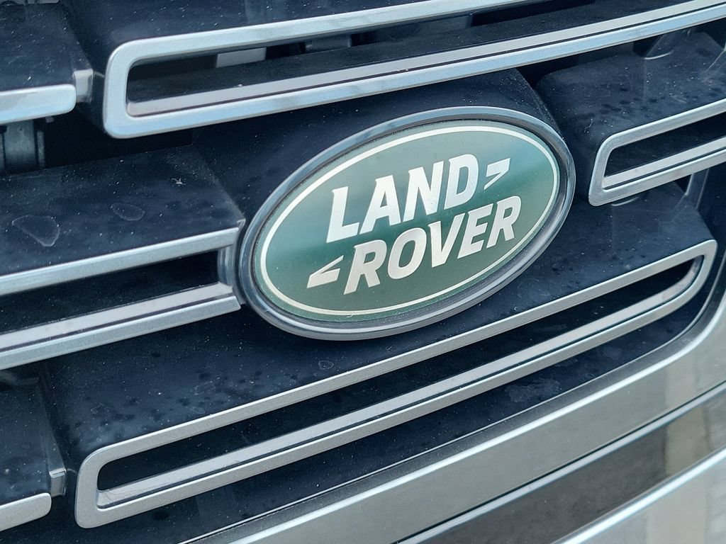 Certified 2025 Land Rover Range Rover Autobiography AWD/4WD image 10