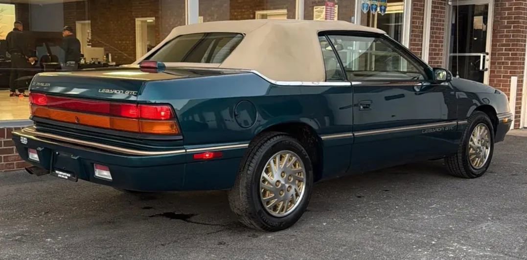 Used 1995 Chrysler LeBaron GTC FWD image 7