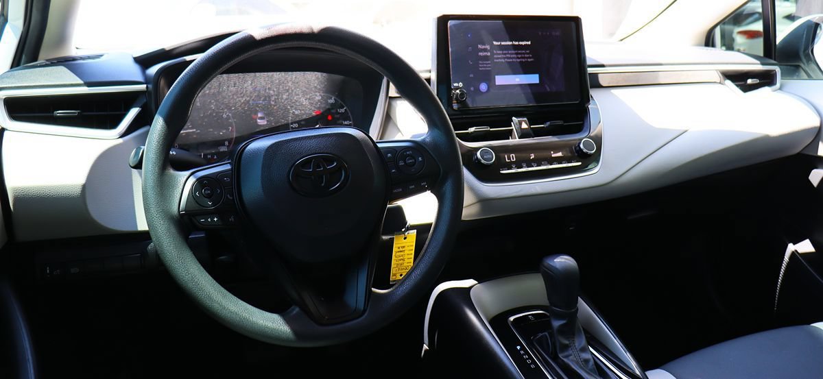 Used 2023 Toyota Corolla LE w/ Carpet Mat Package (TMS) FWD image 35