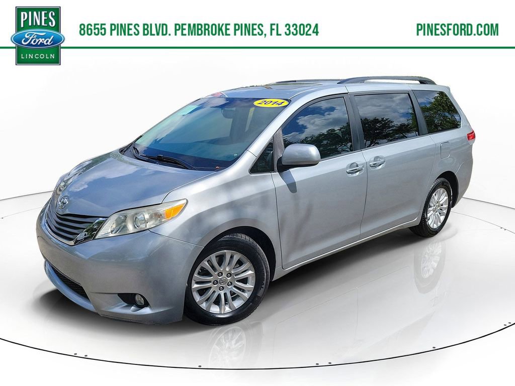 Used 2014 Toyota Sienna XLE w/ XLE Premium Package image 1