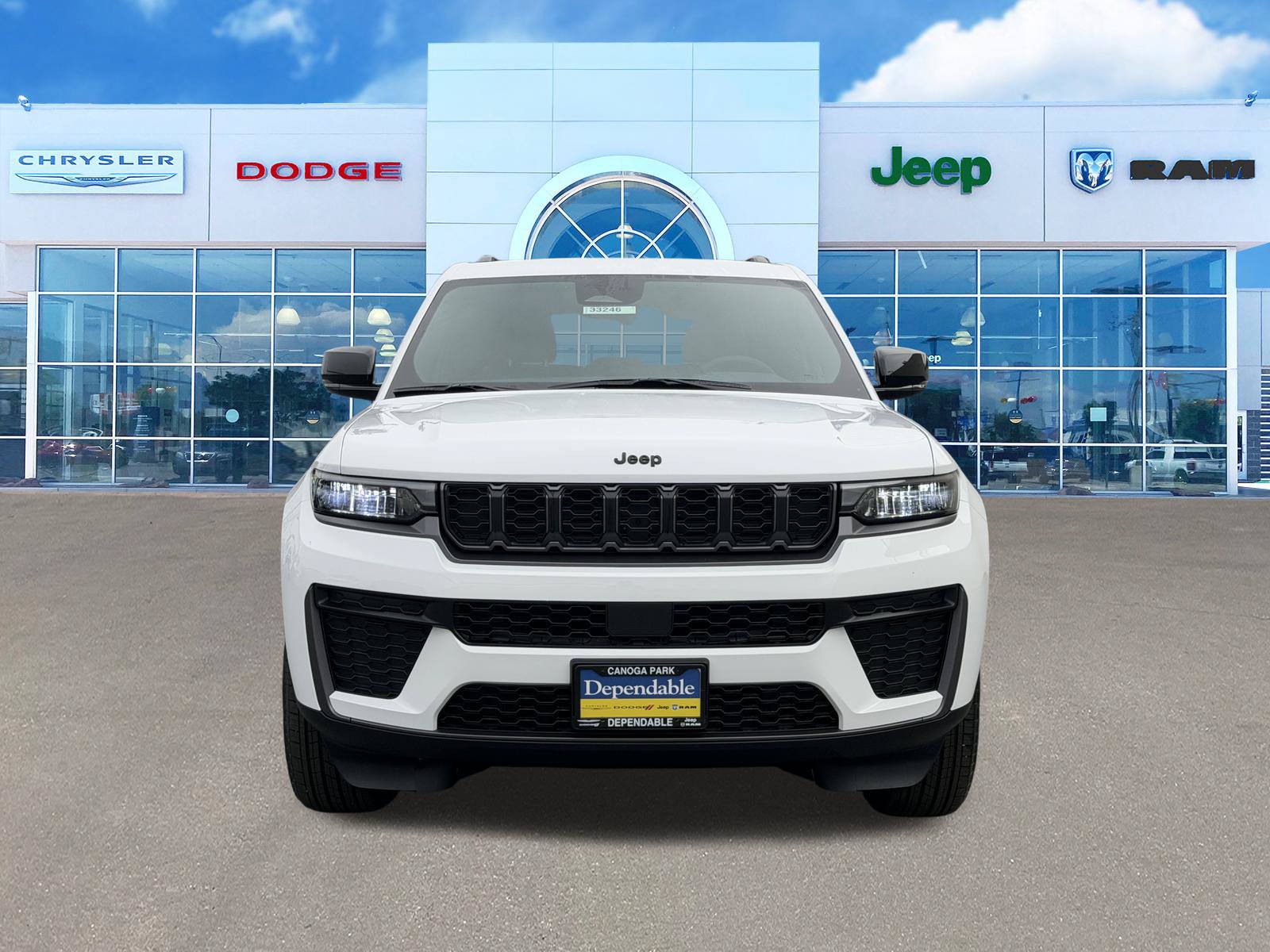 New 2026 Jeep Grand Cherokee Altitude RWD image 3