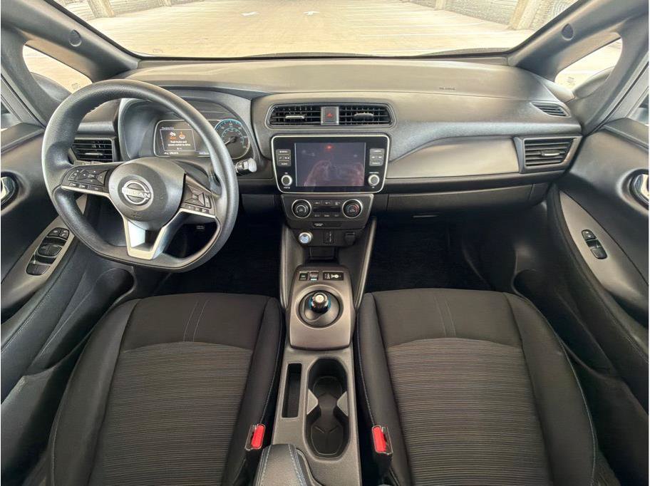 Used 2025 Nissan Leaf S FWD image 15