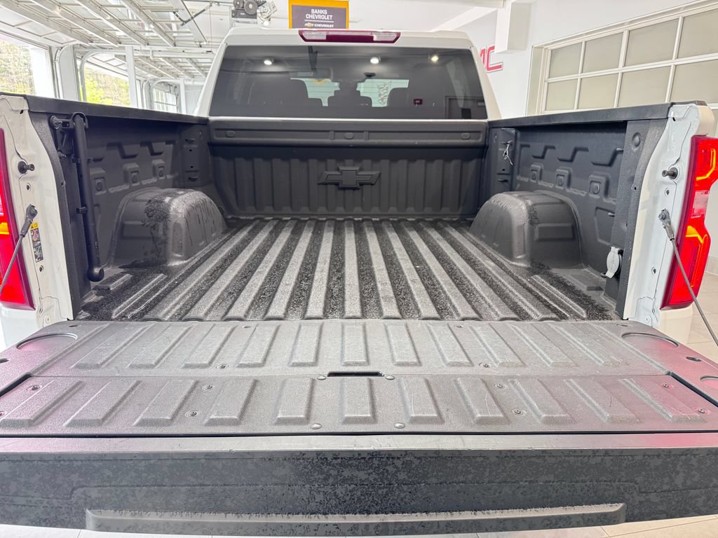 Certified 2024 Chevrolet Silverado 1500 RST w/ Protection Package AWD/4WD image 7
