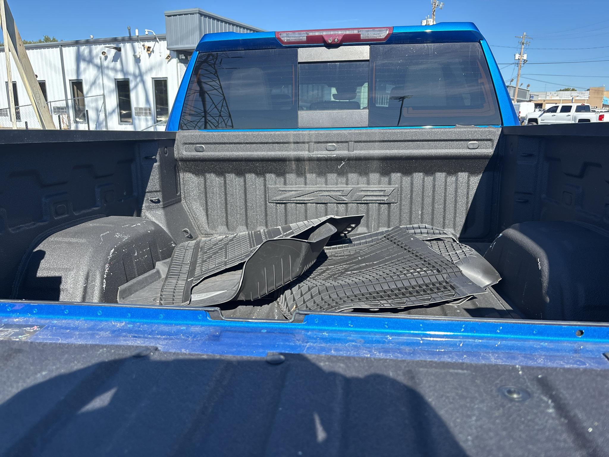 Used 2023 Chevrolet Silverado 1500 ZR2 w/ Technology Package AWD/4WD image 24
