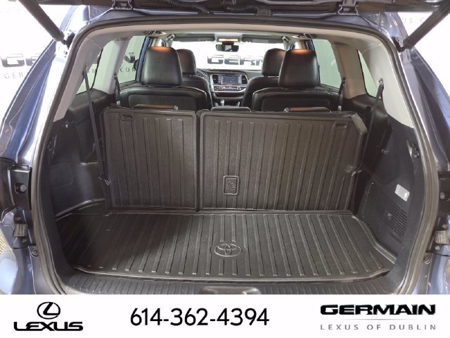 Used 2019 Toyota Highlander XLE AWD/4WD image 21