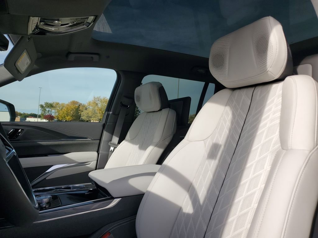 New 2026 Cadillac Escalade IQL Sport 1 w/ LPO, Floor Liner Package image 20