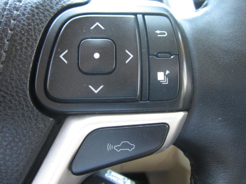 Used 2016 Toyota Highlander Limited Platinum image 38