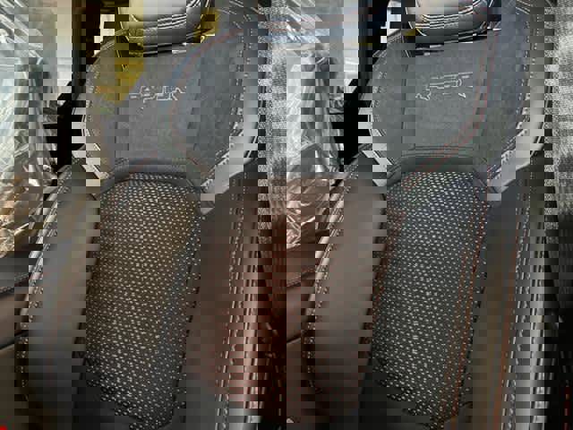 New 2025 Ford Bronco Raptor w/ Interior Carbon Fiber Pack AWD/4WD image 15