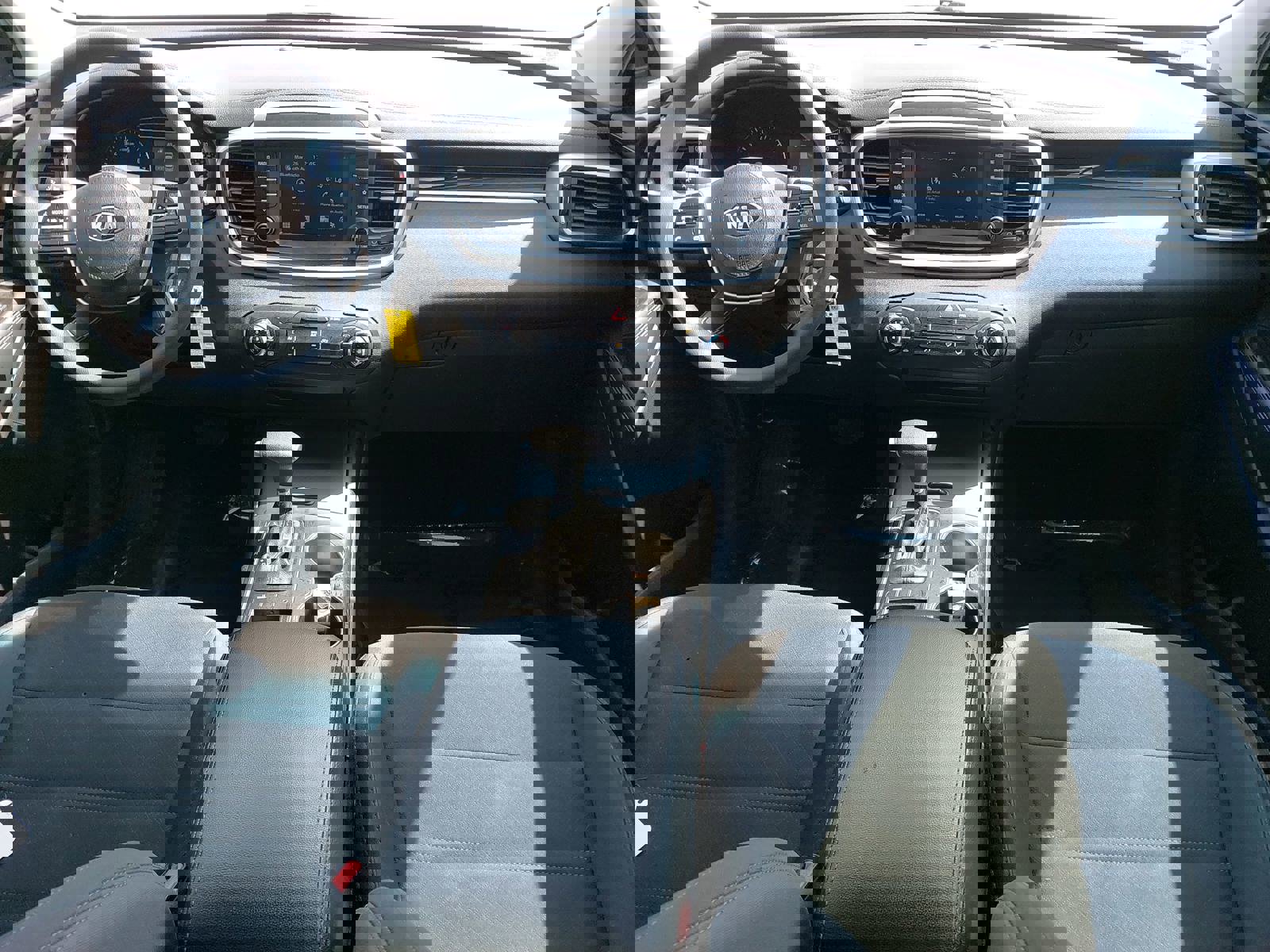 Used 2020 Kia Sorento L image 9