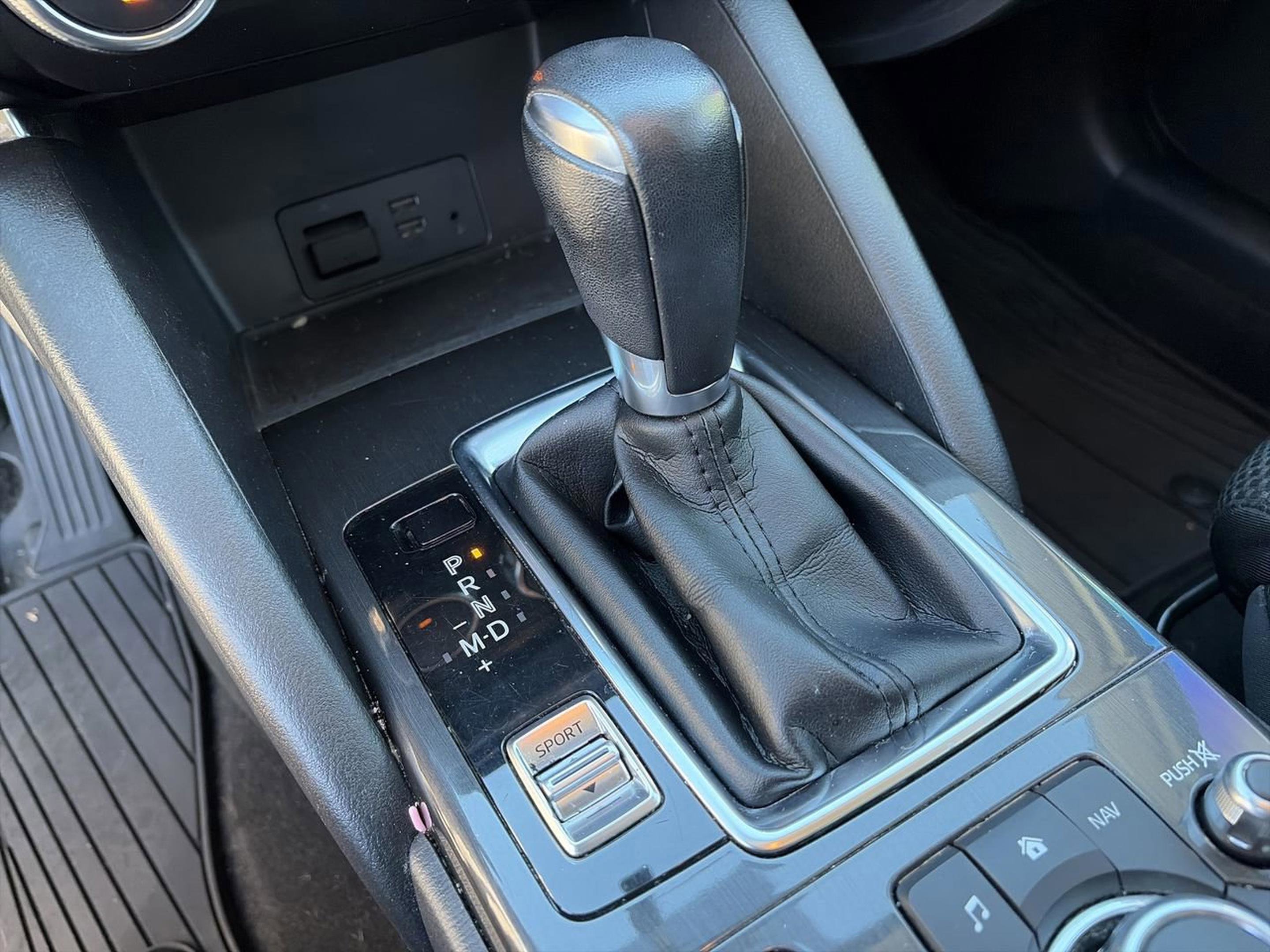 Used 2016 MAZDA CX-5 Touring image 16