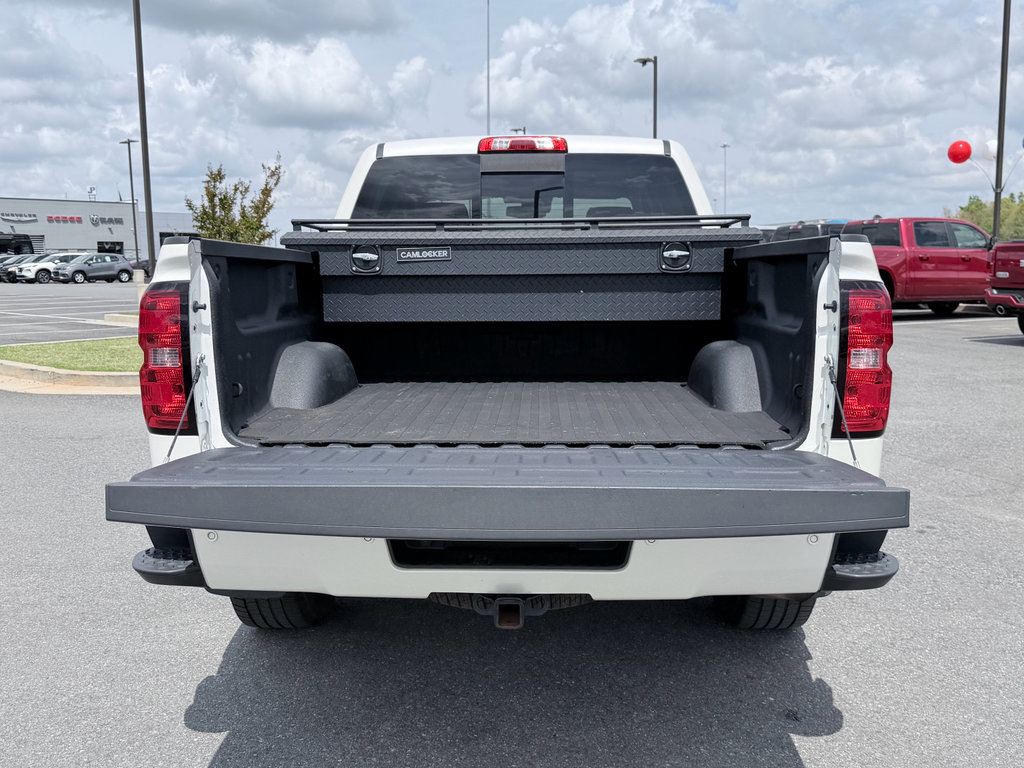 Used 2015 Chevrolet Silverado 1500 High Country w/ High Country Premium Package image 9