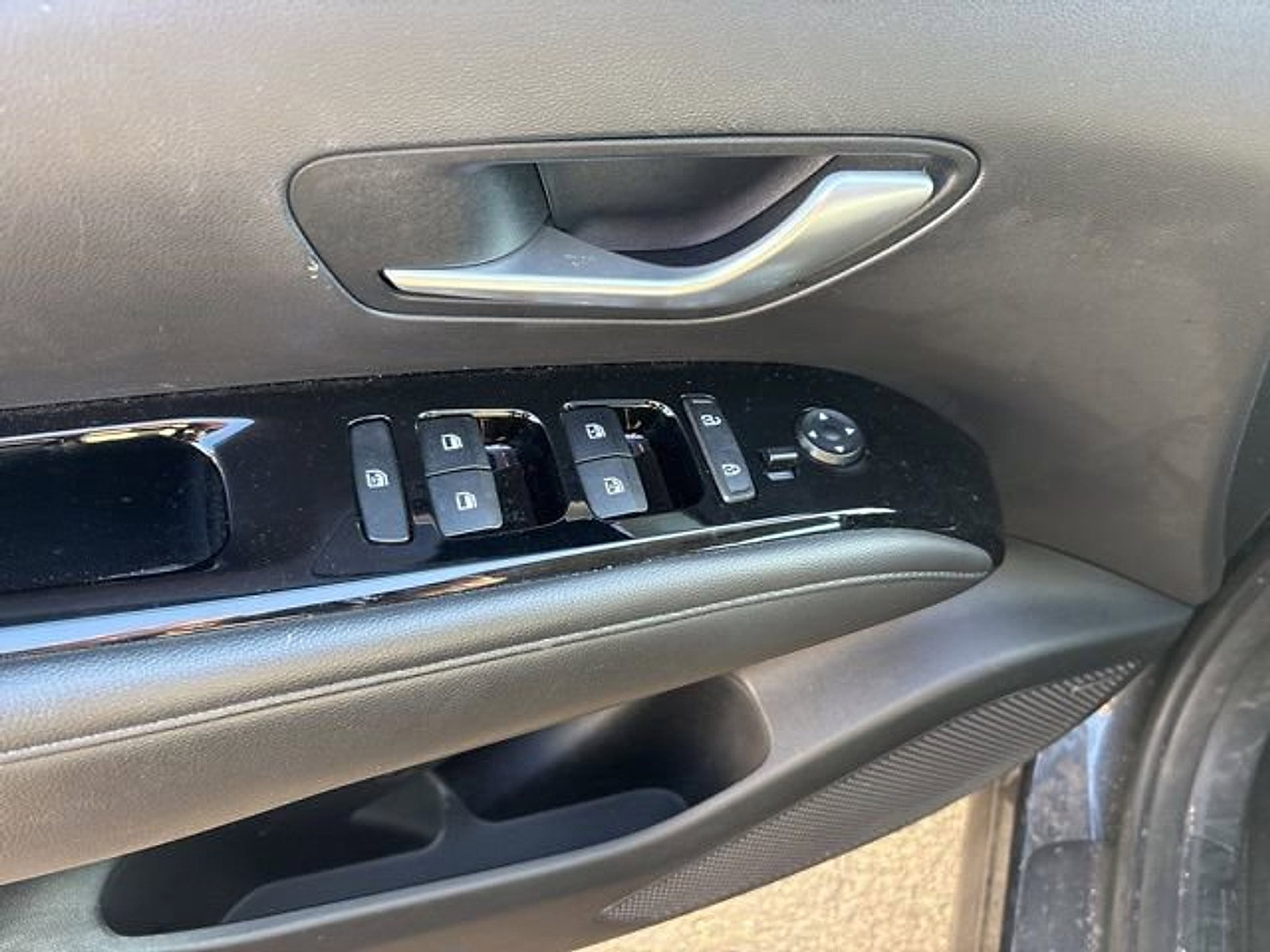 Certified 2023 Hyundai Tucson Limited AWD/4WD image 7