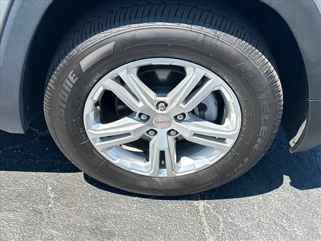 Certified 2024 GMC Terrain SLE AWD/4WD image 32