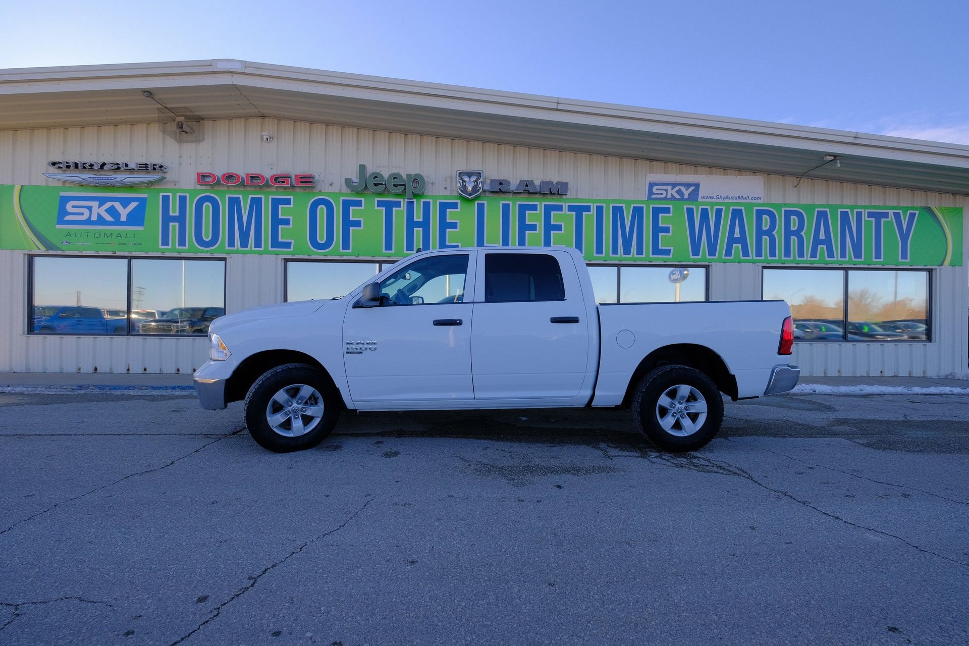 Used 2023 RAM 1500 Classic SLT w/ Electronics Group image 2