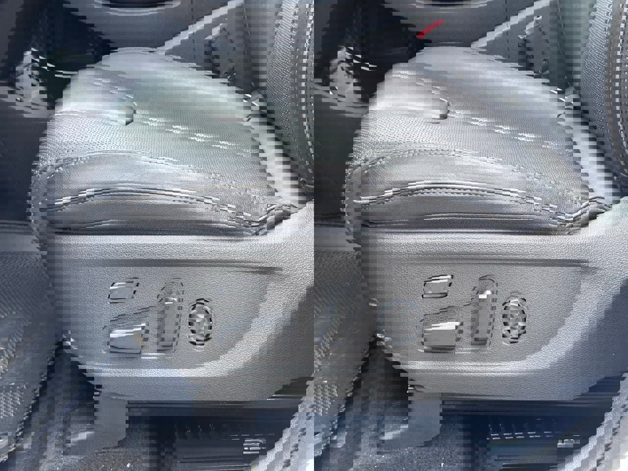 Used 2023 Hyundai Santa Fe Limited image 26