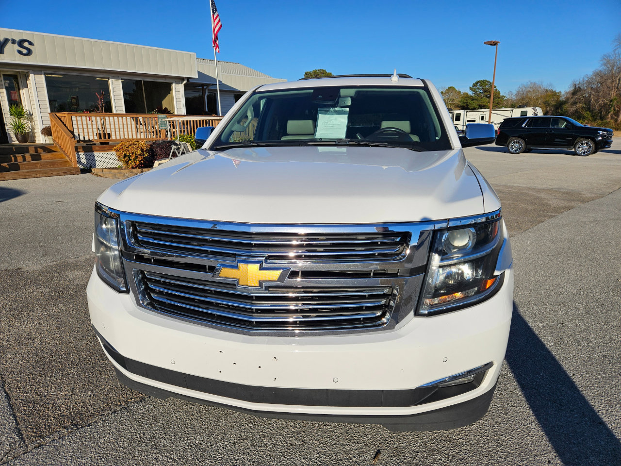 Used 2020 Chevrolet Suburban Premier image 9