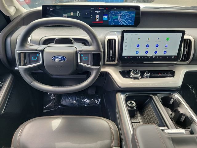Certified 2025 Ford Expedition Max Active AWD/4WD image 4