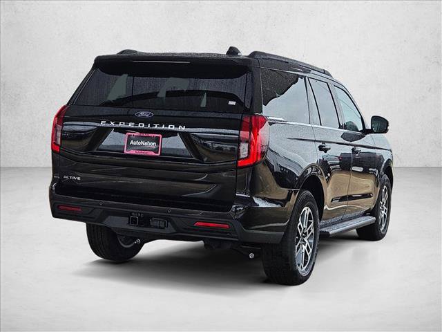 New 2026 Ford Expedition Active RWD video 2